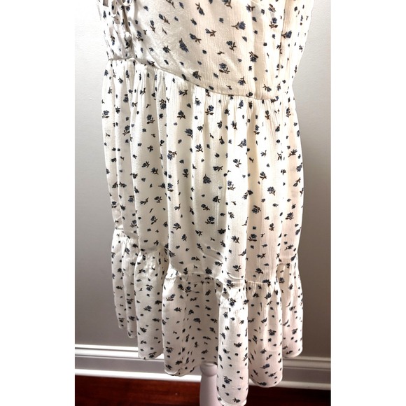 American Eagle Outfitters White Blue Floral Baby Doll Dress Fit Flare Size Small - Picture 7 of 16